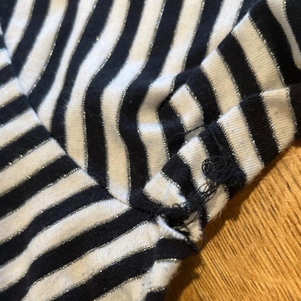 Carole Little black and white striped long sleeve top with bow detail. Size L - Picture 5 of 5
